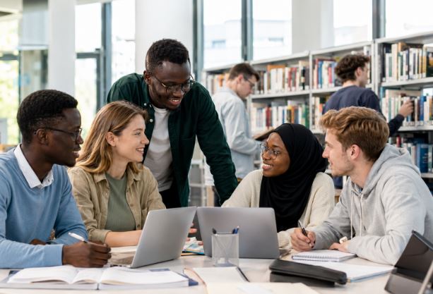 Étudier en Europe avec Erasmus+ : 80 opportunités pour les Sénégalais