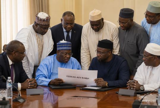 CEDEAO : Le Plan Sénégalais pour Réintégrer le Mali et le Niger avant le Sommet de 2026